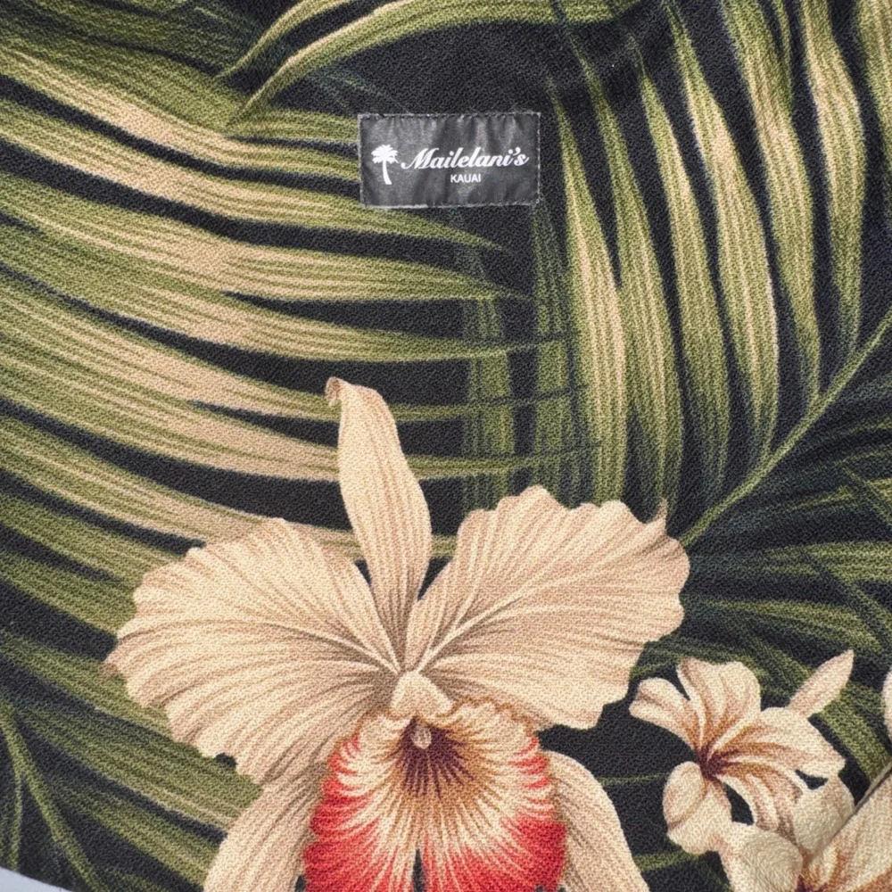 Mailelani's Kauai Shoulder Bag Womens Medium Black Tropical Floral Palm Hobo